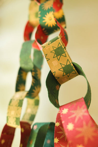 NEW: Festive Paper Chain Kit