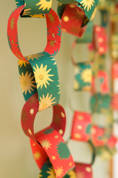 NEW: Festive Paper Chain Kit