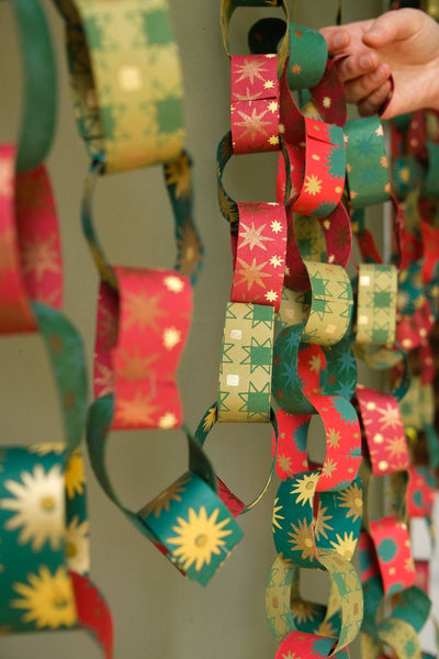 NEW: Festive Paper Chain Kit
