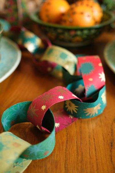 NEW: Festive Paper Chain Kit