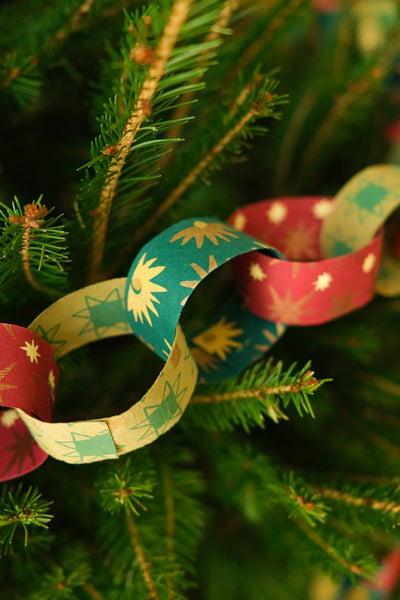 NEW: Festive Paper Chain Kit